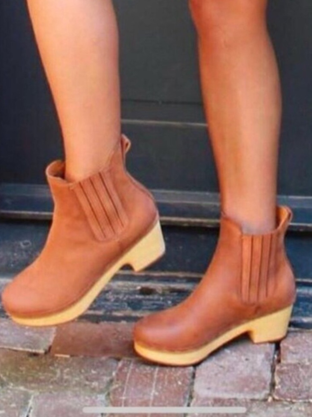 Frye Odessa Tan Ankle clog boots nubuck leather 9
